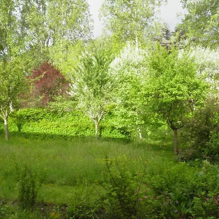 Studio Confortable Avec Vue Sur Riviere Et Jardin, Equipements Inclus - Fr-1-489-498